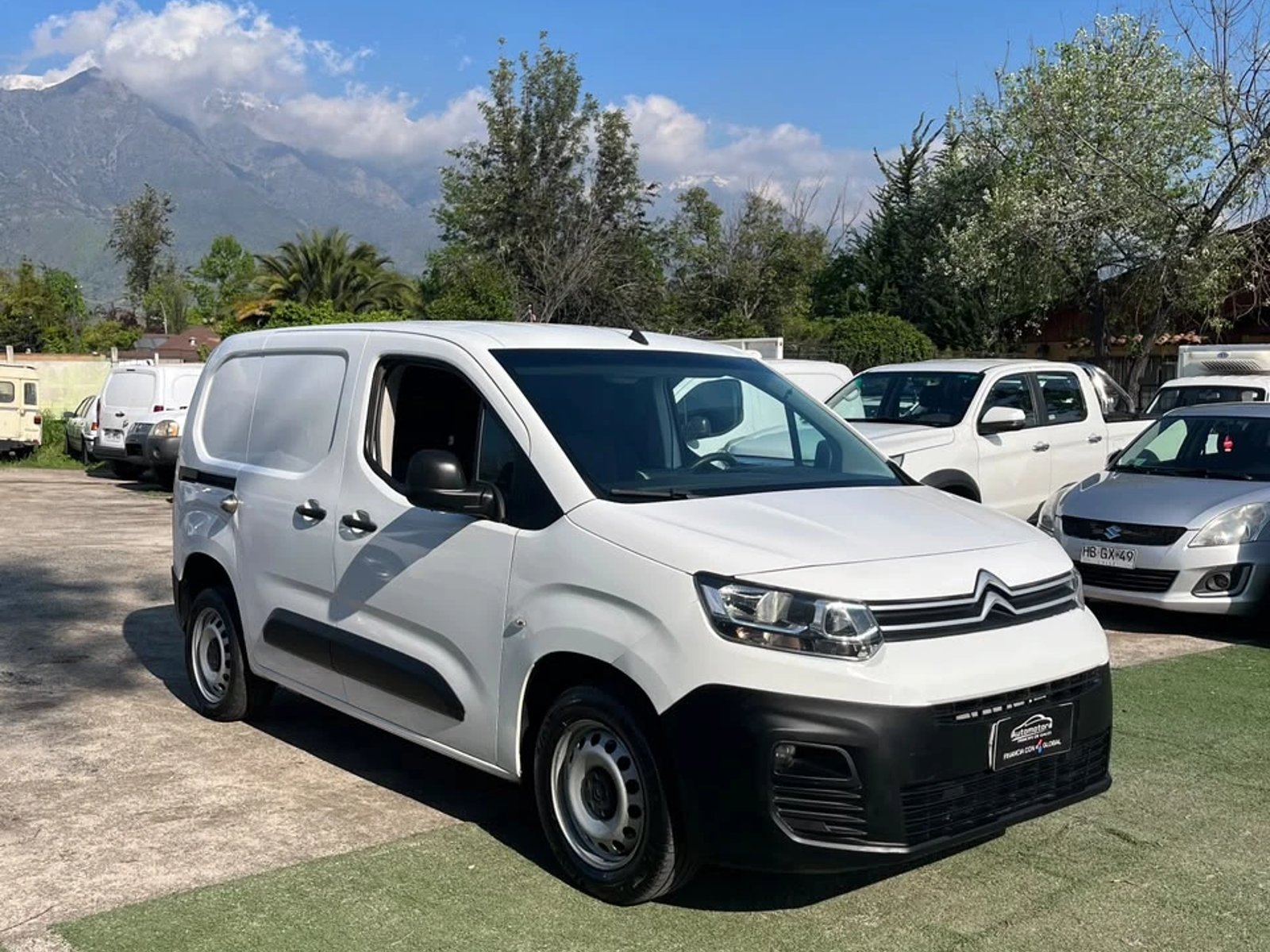 Citroën BERLINGO 1.6 HDI 2022 - Foto 3 de 10