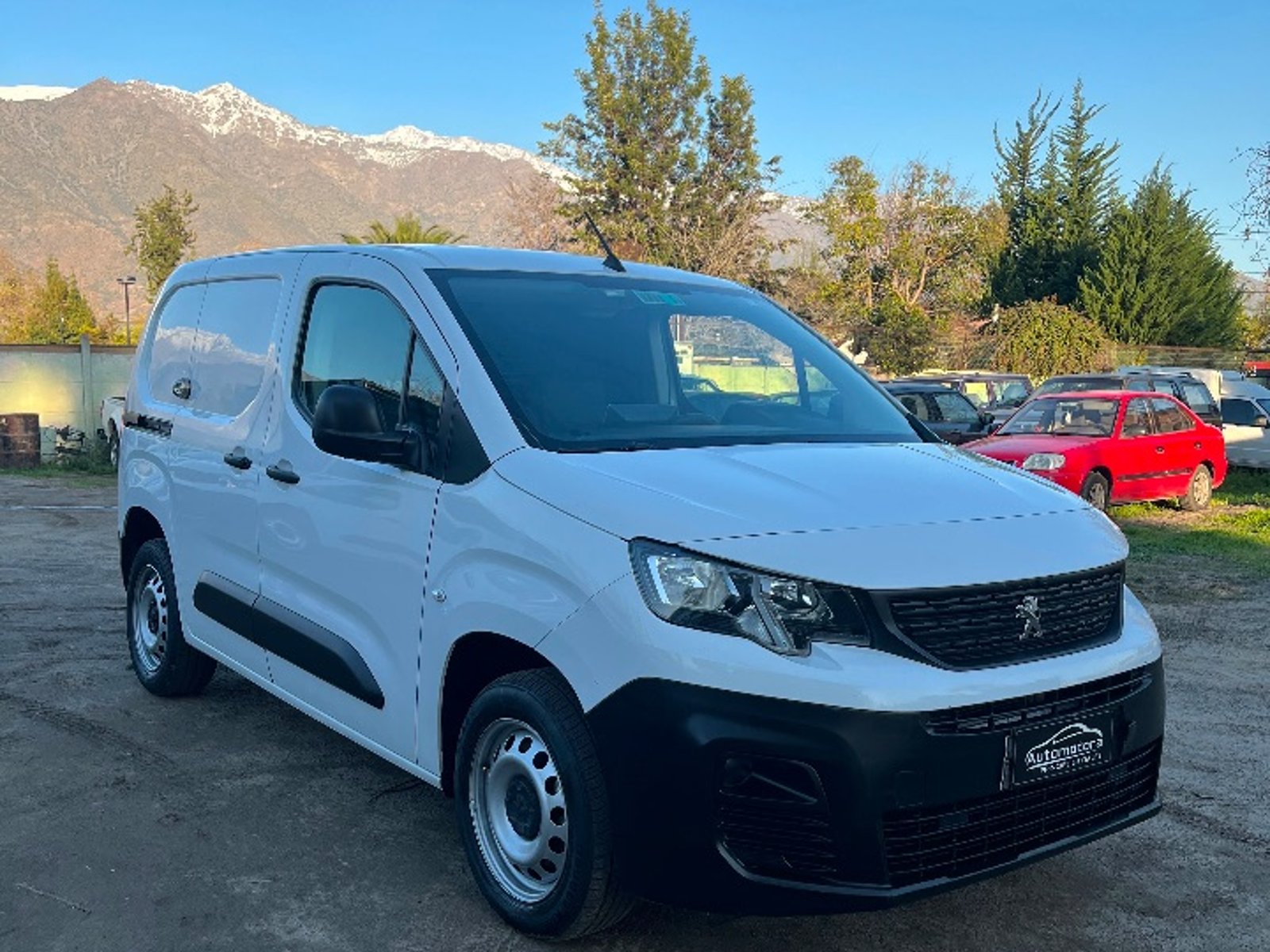 Peugeot PARTNER HDI 92 L1 1.6LTS 2023 - Foto 3 de 9