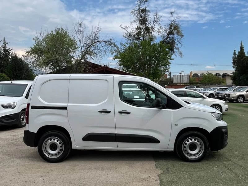 Peugeot PARTNER 1.5 BLUEHDI 2023 - Imagen 4 de 11