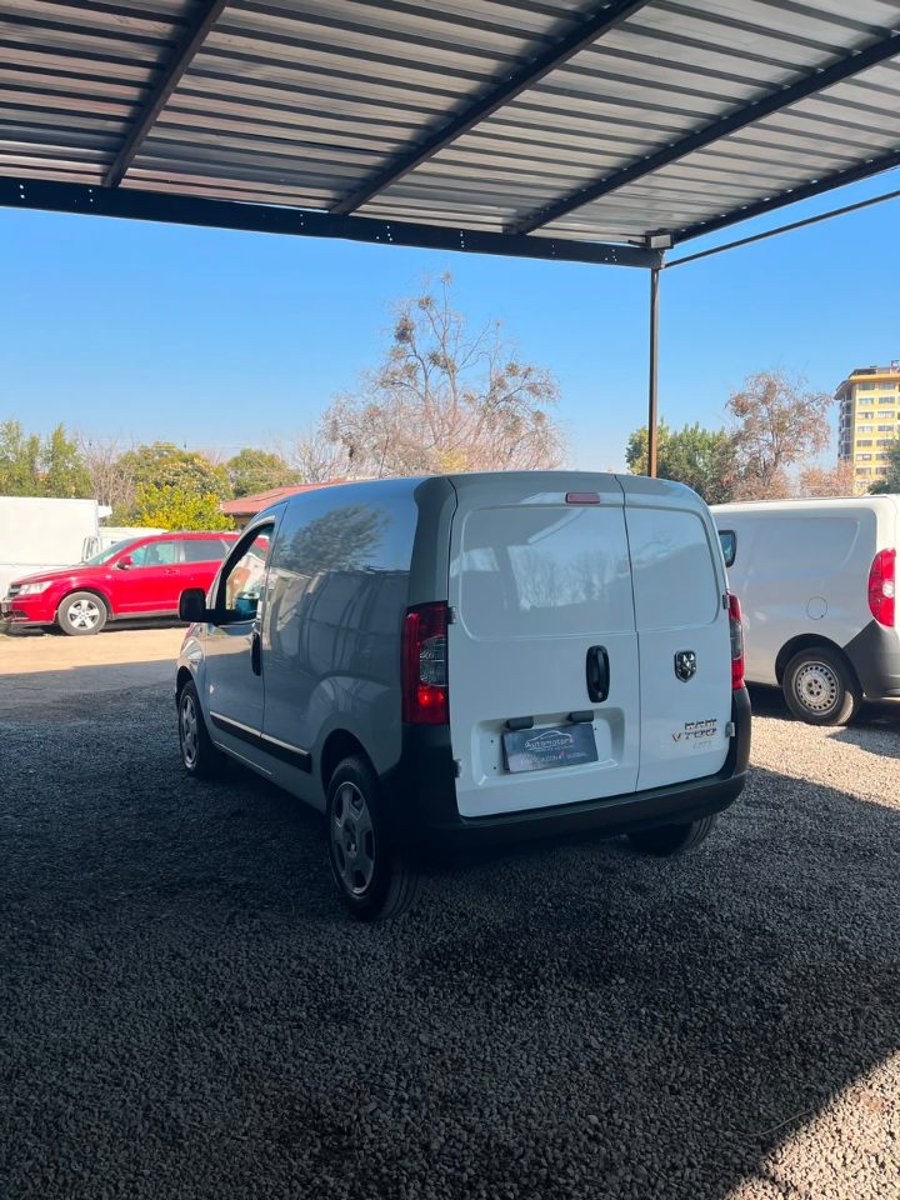 RAM VAN 700 2023 - Imagen 7 de 10