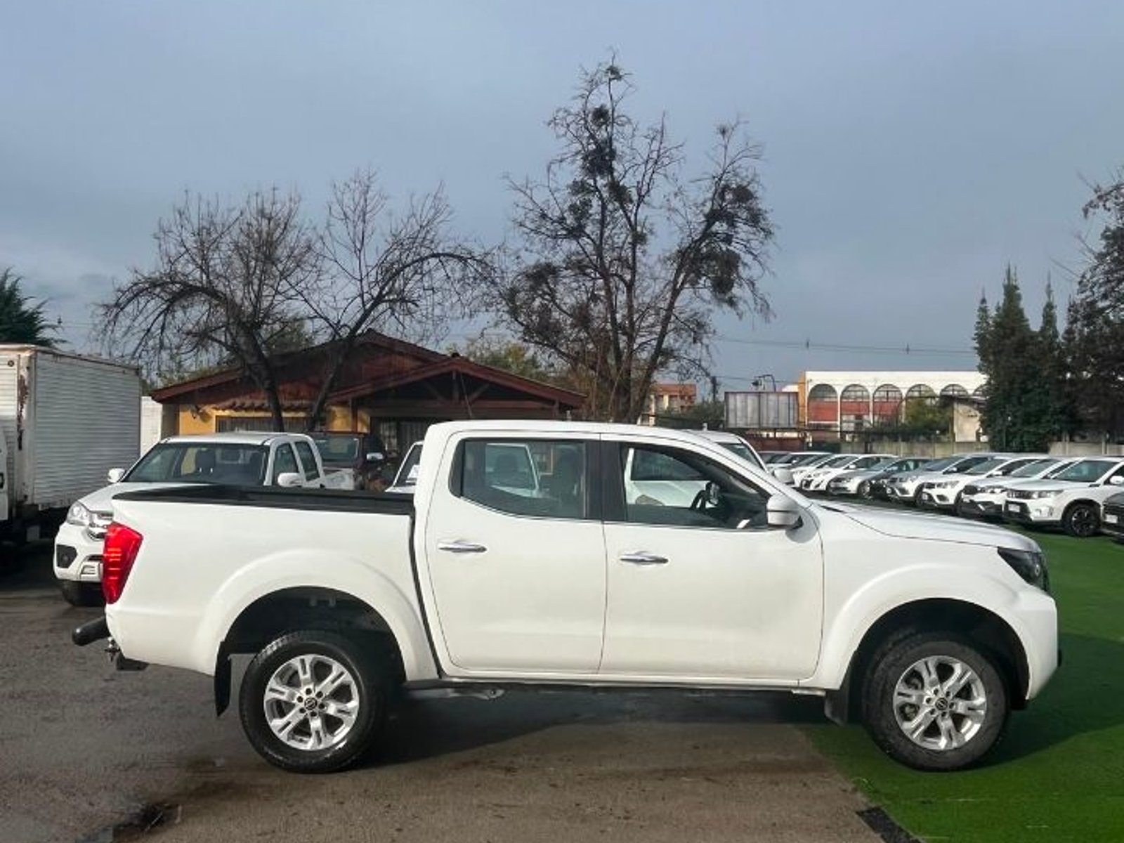 Nissan NAVARA 2023 - Foto 3 de 8