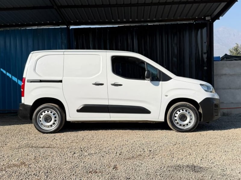 Citroën BERLINGO 1.6 2023 - Imagen 4 de 13