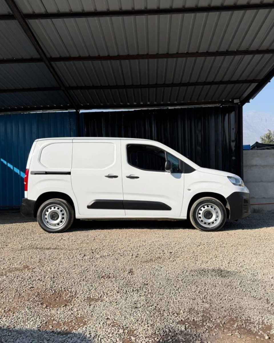 Citroën BERLINGO 2023 - Imagen 4 de 13
