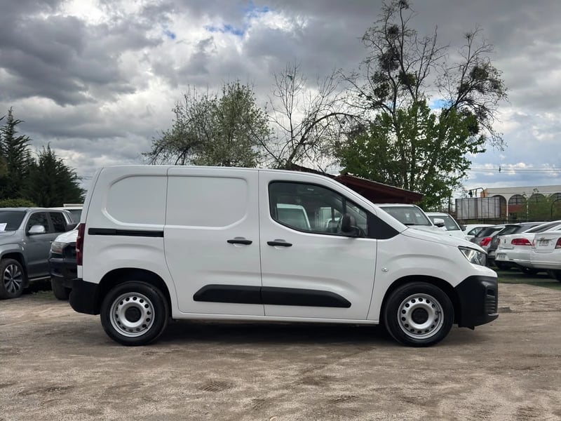 Peugeot PARTNER 2022 - Imagen 4 de 12