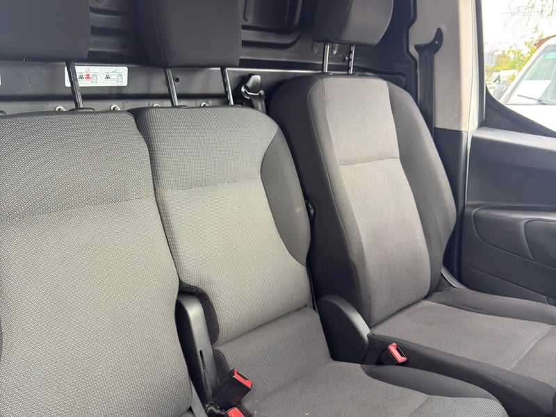 Peugeot PARTNER 2022 - Imagen 11 de 12