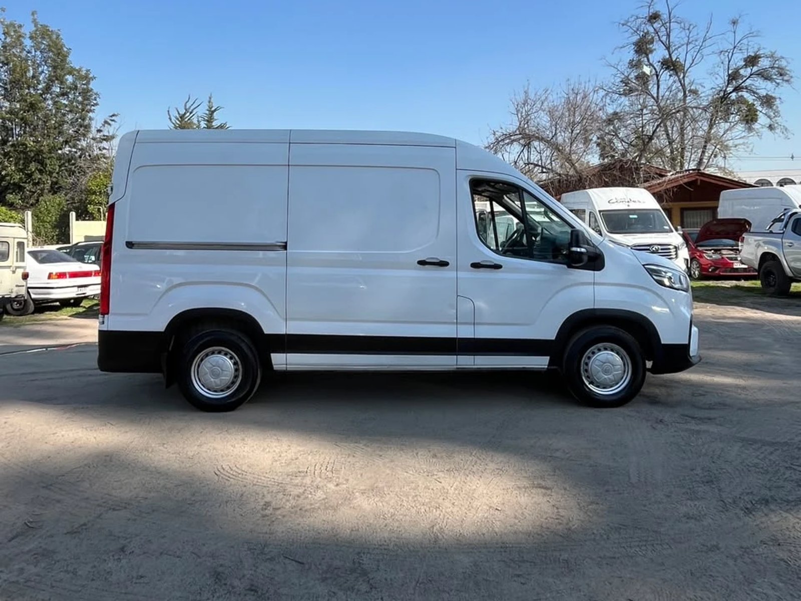 Maxus DELIVER 9 2022 - Foto 4 de 13