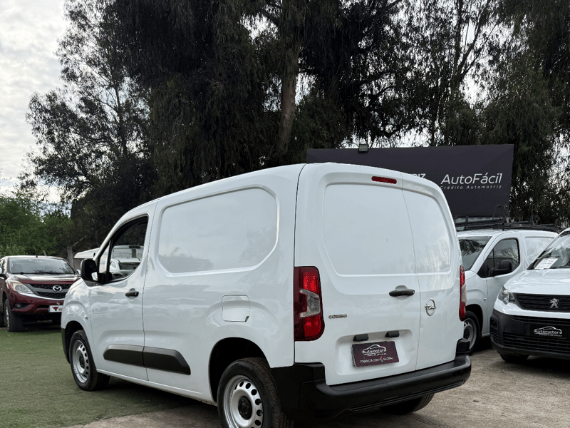 Opel COMBO 2023 - Imagen 5 de 8