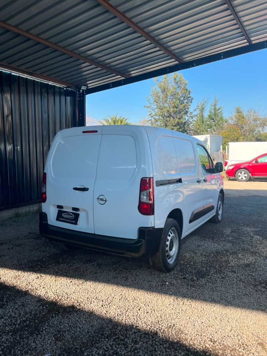 OPEL COMBO 2023 - Foto 5 de 9