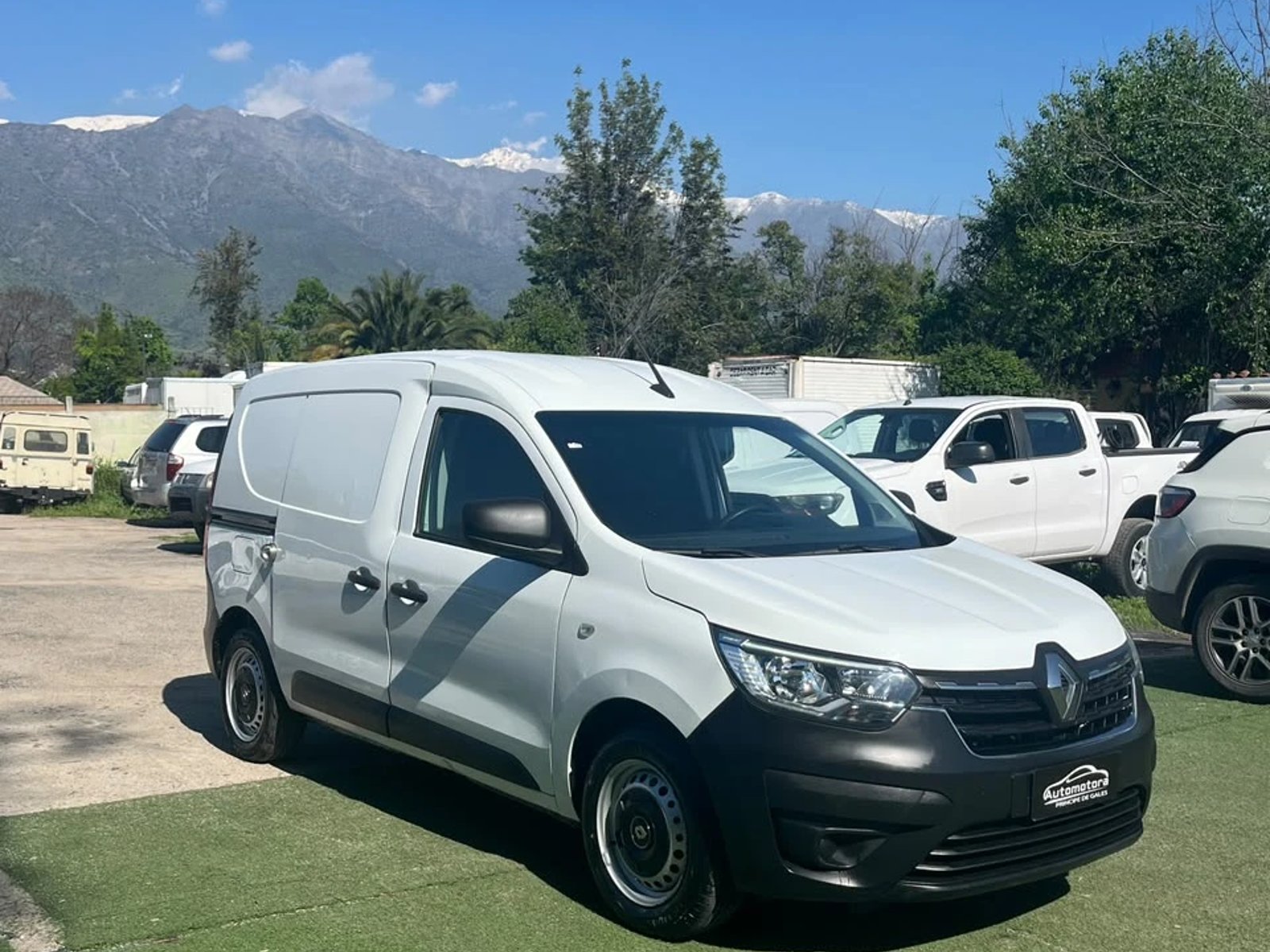 Renault EXPRESS 2023 - Foto 3 de 11
