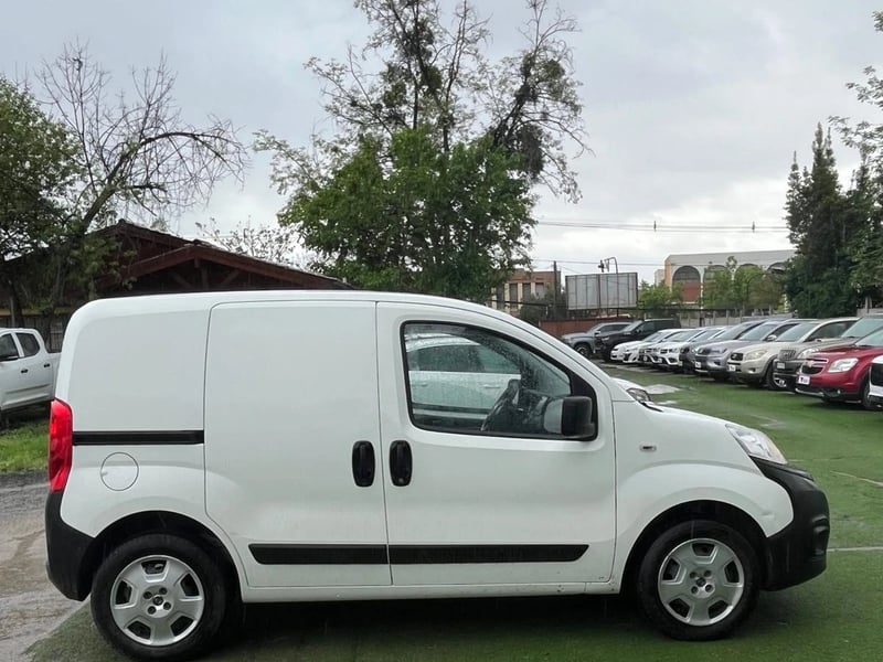 RAM VAN 700 CITY 5P 13 2023 - Imagen 4 de 11