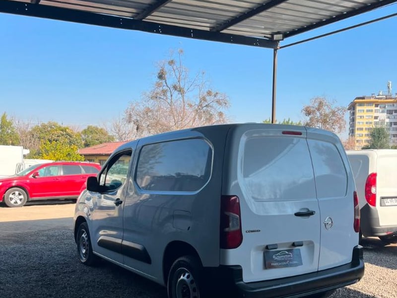 Opel COMBO 1.6 2023 - Imagen 7 de 10