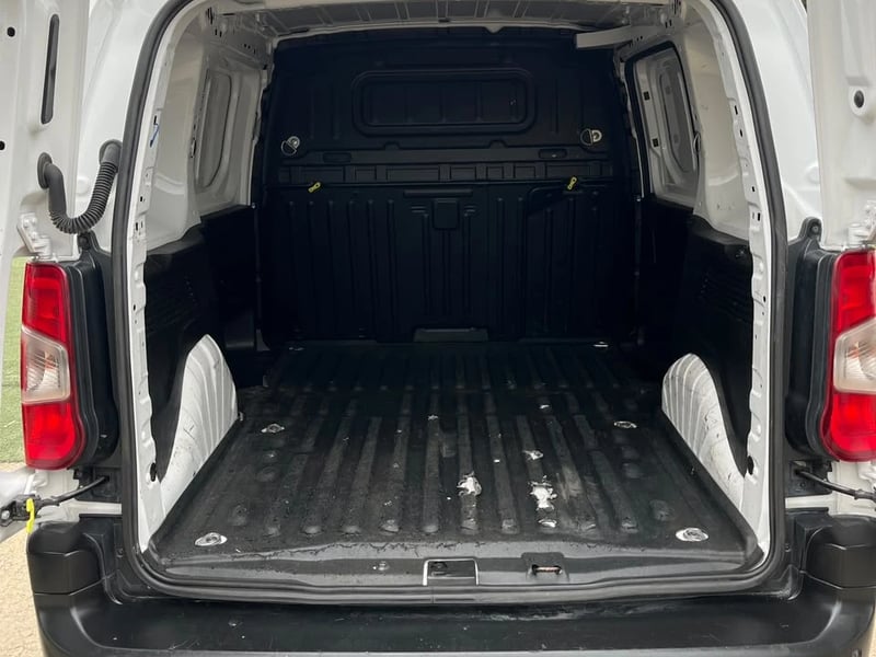 Peugeot PARTNER 1.5 BLUEHDI 2023 - Imagen 9 de 11