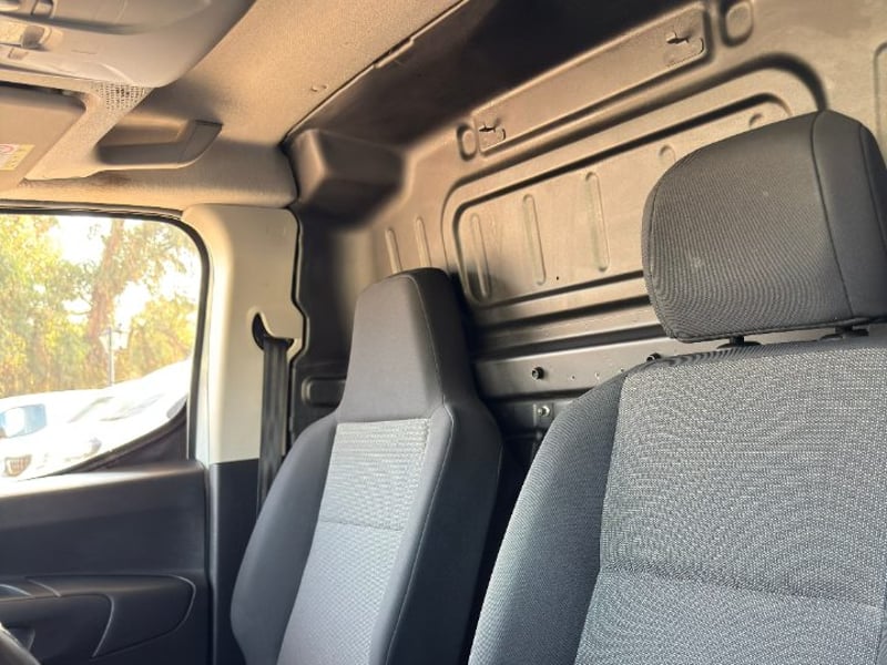 Citroën BERLINGO 1.6 2023 - Imagen 10 de 13