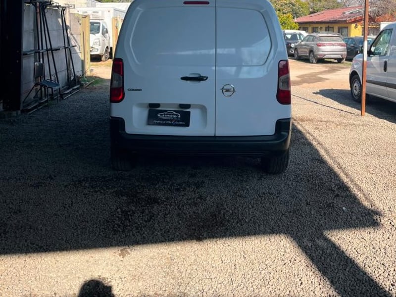 Opel COMBO 1.6 2023 - Imagen 6 de 10