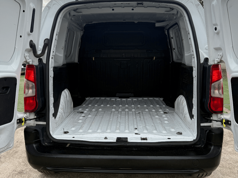 Opel COMBO 2023 - Imagen 6 de 8