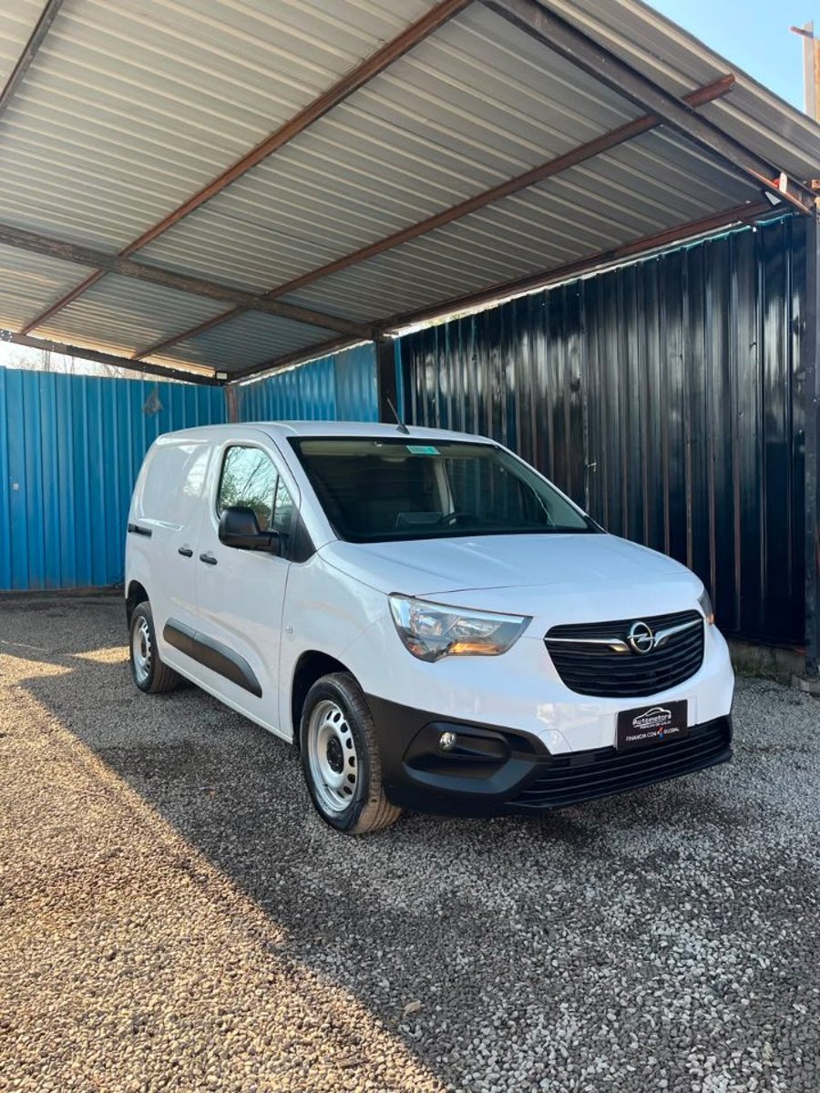 Opel COMBO 2023 - Imagen 3 de 10