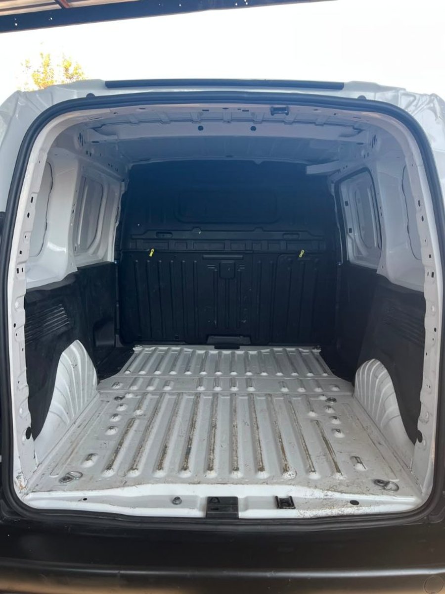 OPEL COMBO 2023 - Imagen 8 de 9