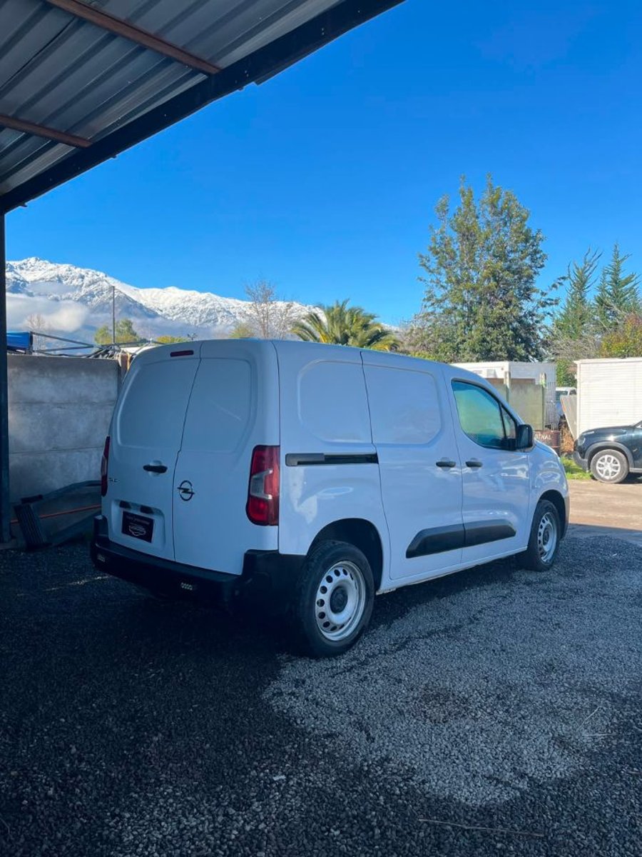 Opel COMBO 2024 - Imagen 5 de 10