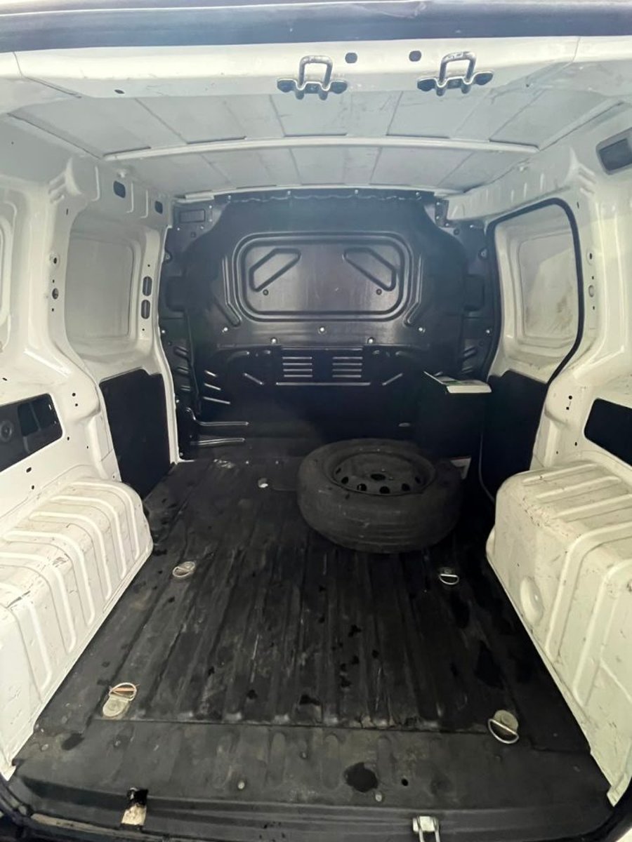 RAM VAN 700 2022 - Foto 3 de 4