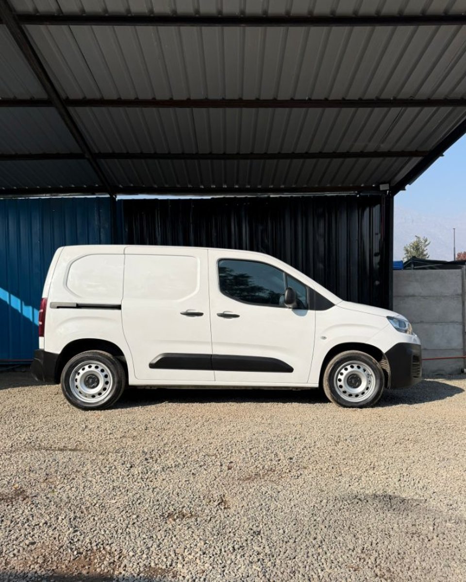 Citroën BERLINGO 2023 - Imagen 4 de 14