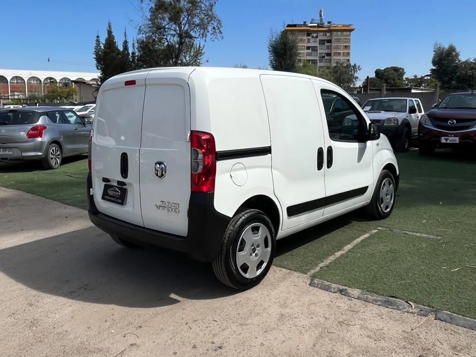 RAM VAN 700 CITY 5P 1.3 2023 - Foto 5 de 11