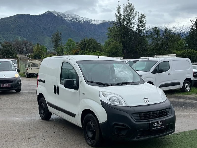 RAM VAN 700 CITY 2023 - Imagen 3 de 11