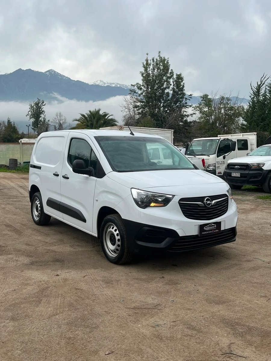 Opel COMBO 1.5 2024 - Imagen 3 de 11