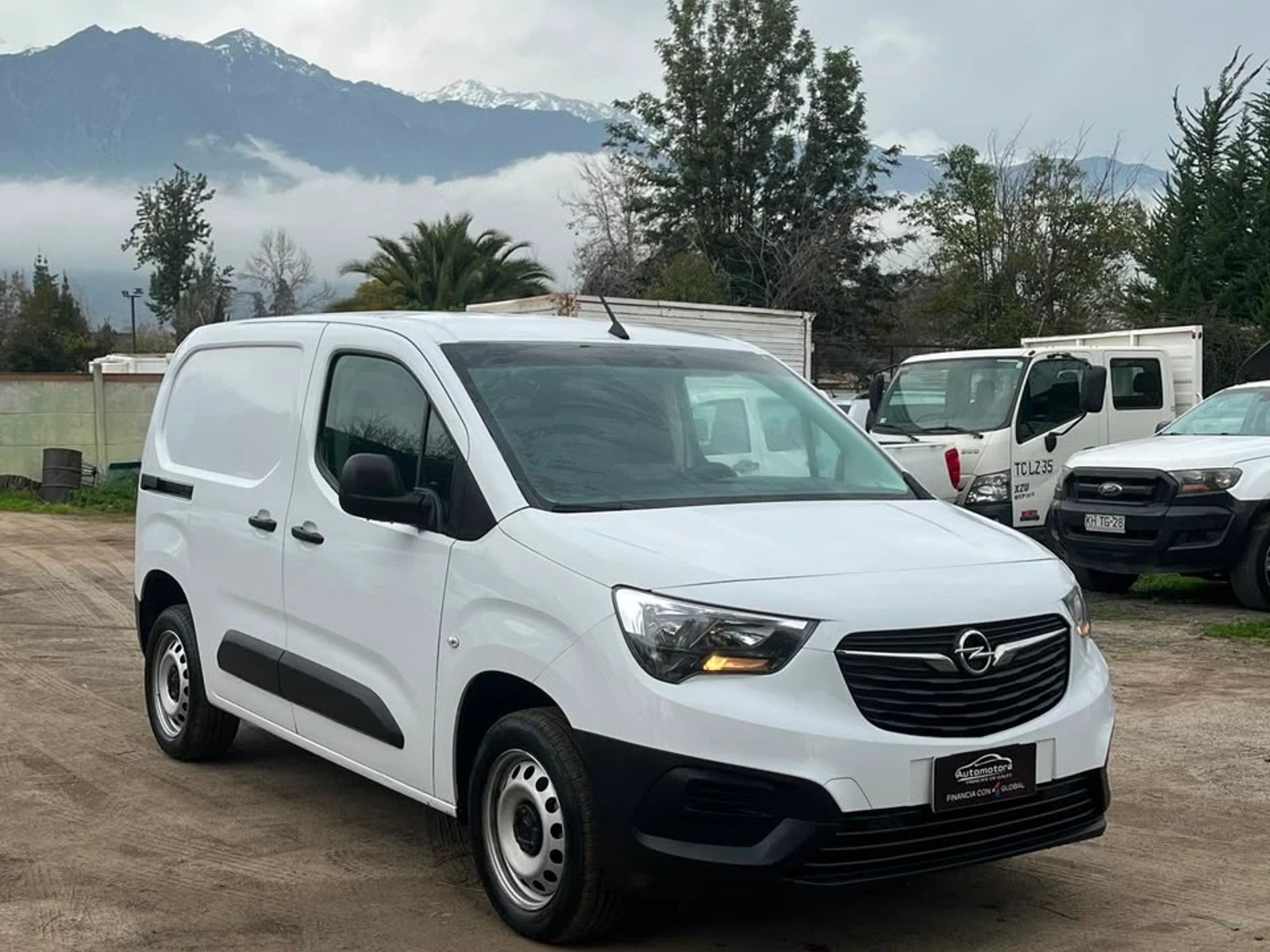 Opel COMBO 1.5 2024 - Foto 3 de 11
