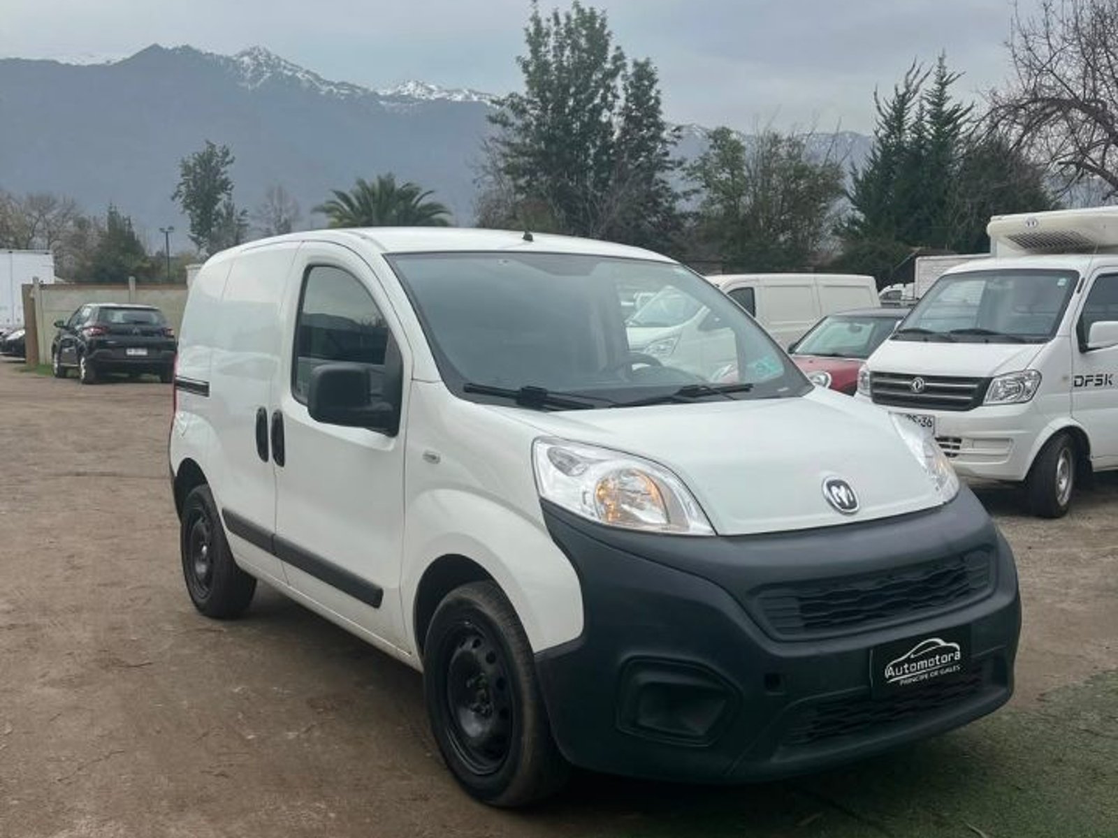 RAM VAN 700 2022 - Foto 3 de 10