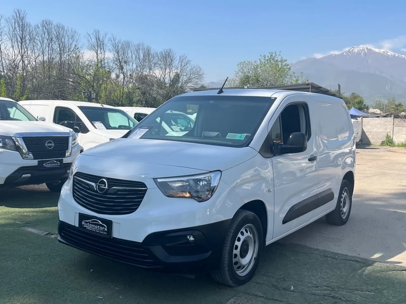 Opel COMBO 2022