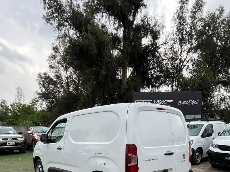 Peugeot PARTNER 2023 - Imagen 8 de 11