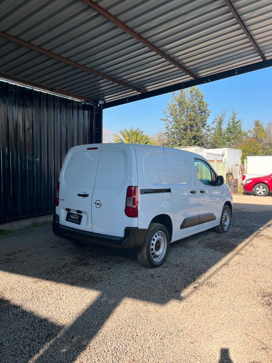 Opel COMBO 2023 - Imagen 5 de 10