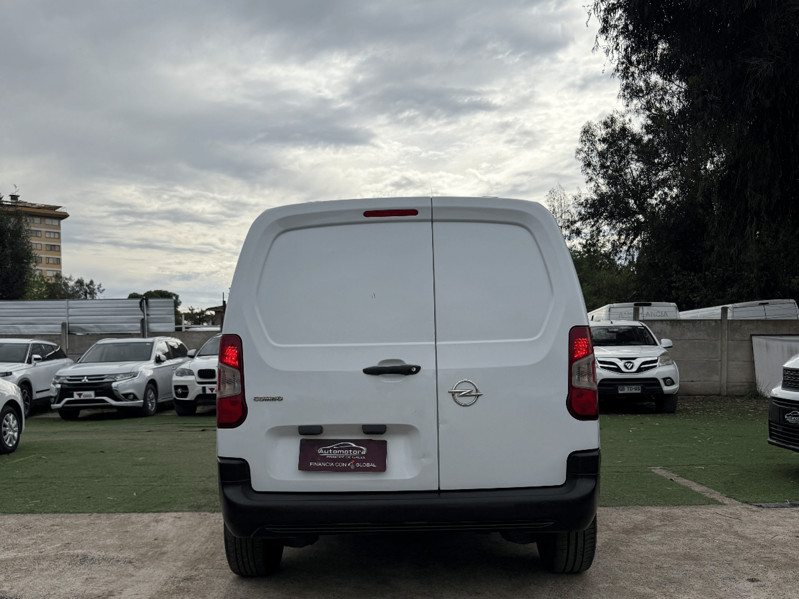 Opel COMBO 2023 - Foto 4 de 8