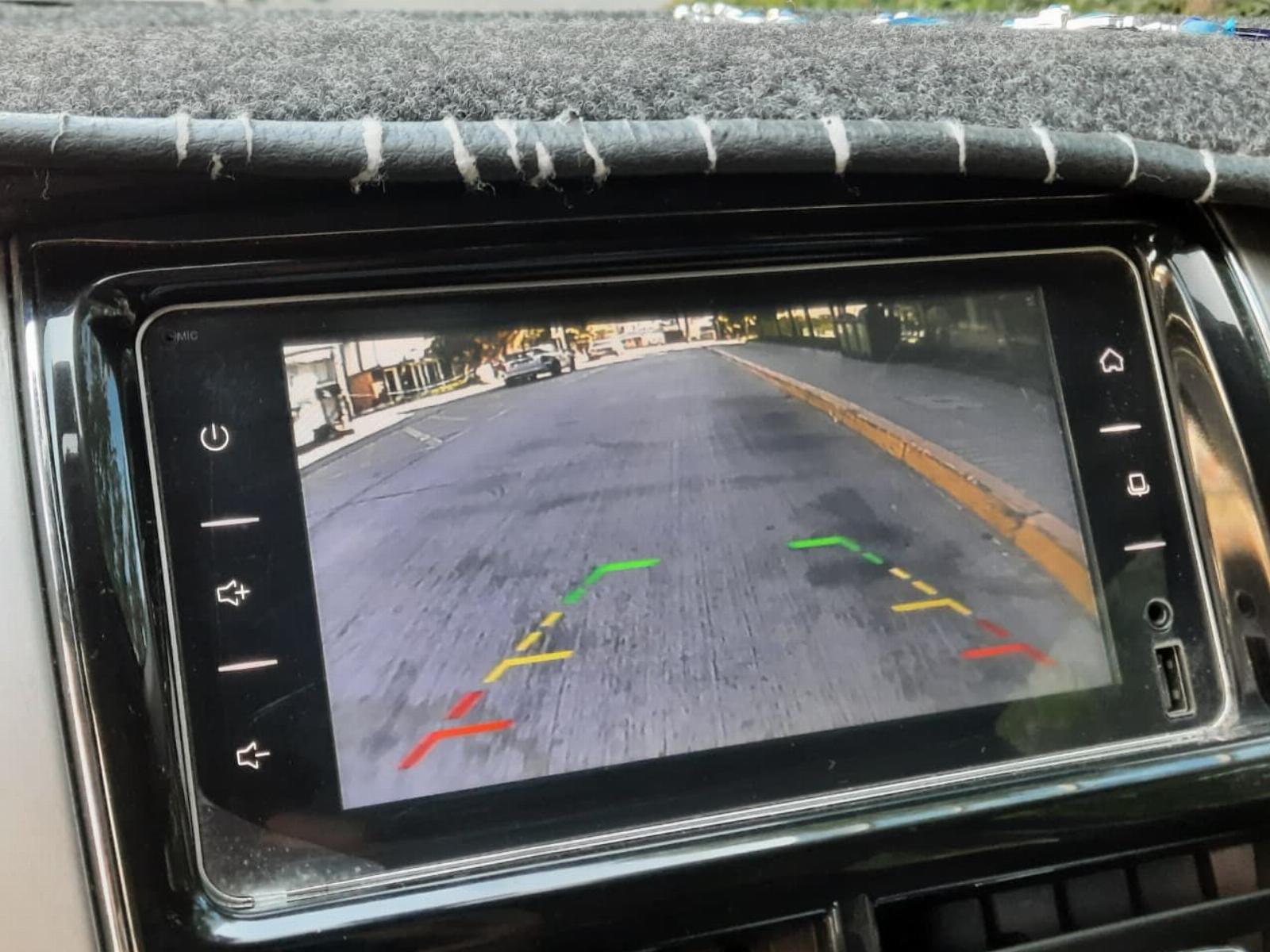 Toyota YARIS GLI 1.5 MT 2019 - Imagen 9 de 10