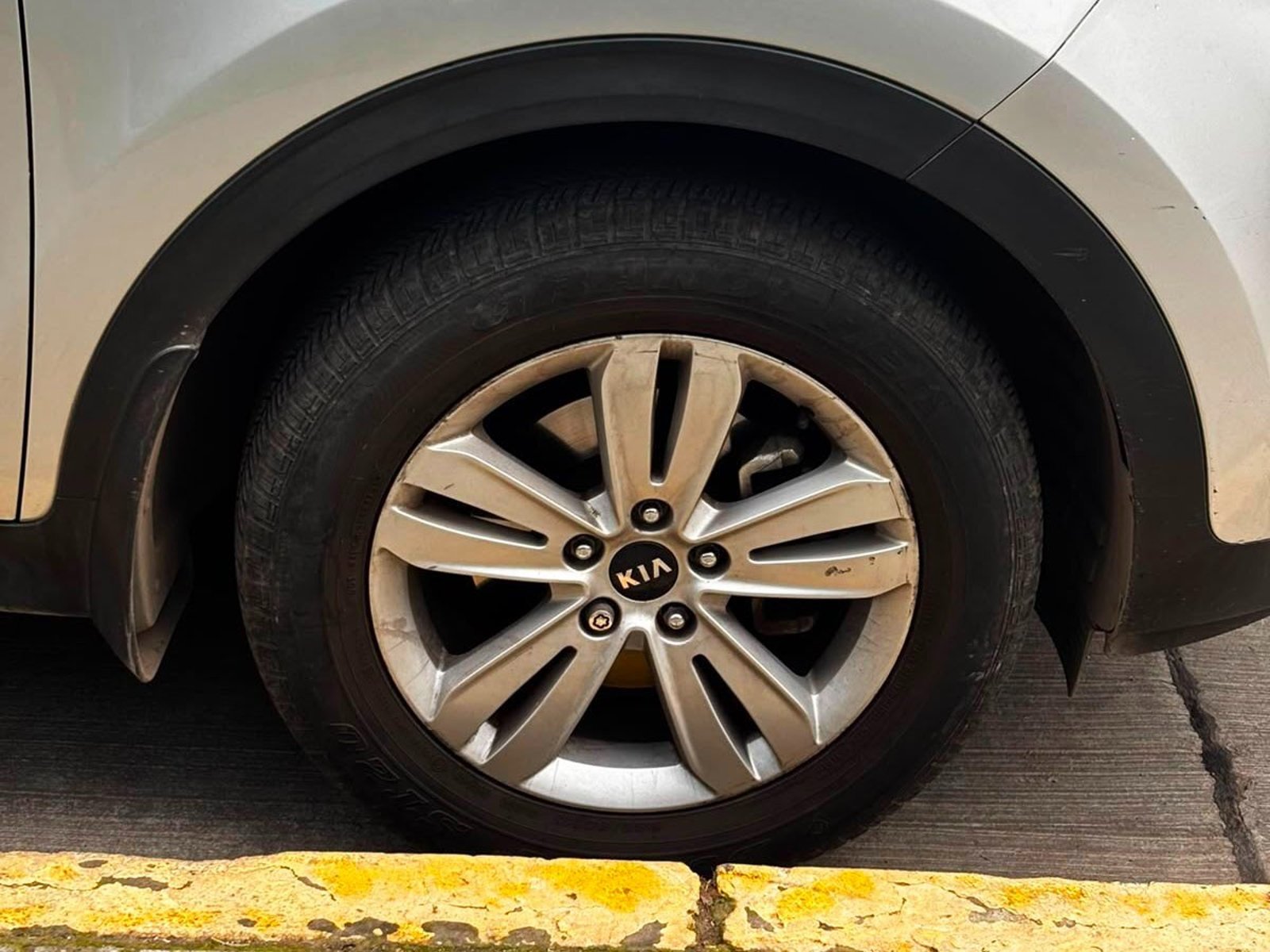 Kia SPORTAGE LX 2.0 MT 2018 - Imagen 8 de 10