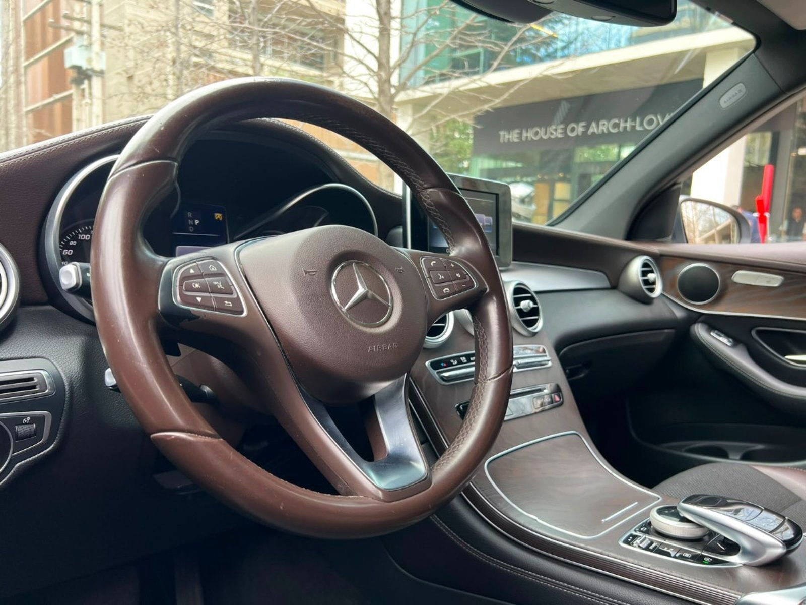 Mercedes-Benz GLC 250 4MATIC 2.0 2017 - Imagen 10 de 10