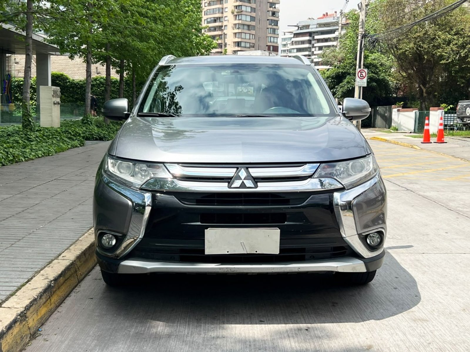 Mitsubishi Outlander Glx 4x4 2.4 At 2017