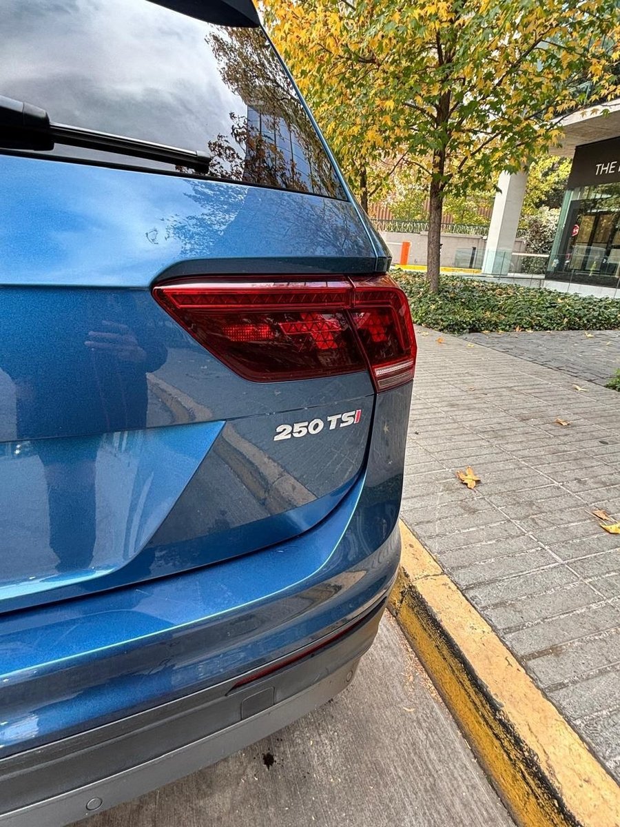 Volkswagen TIGUAN OTTO 1.4 AUT 2021 - Imagen 7 de 10