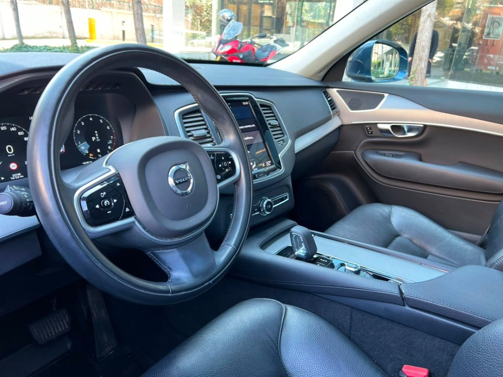 Volvo XC90 MOMENTUM B6 AWD 2023 - Imagen 9 de 10