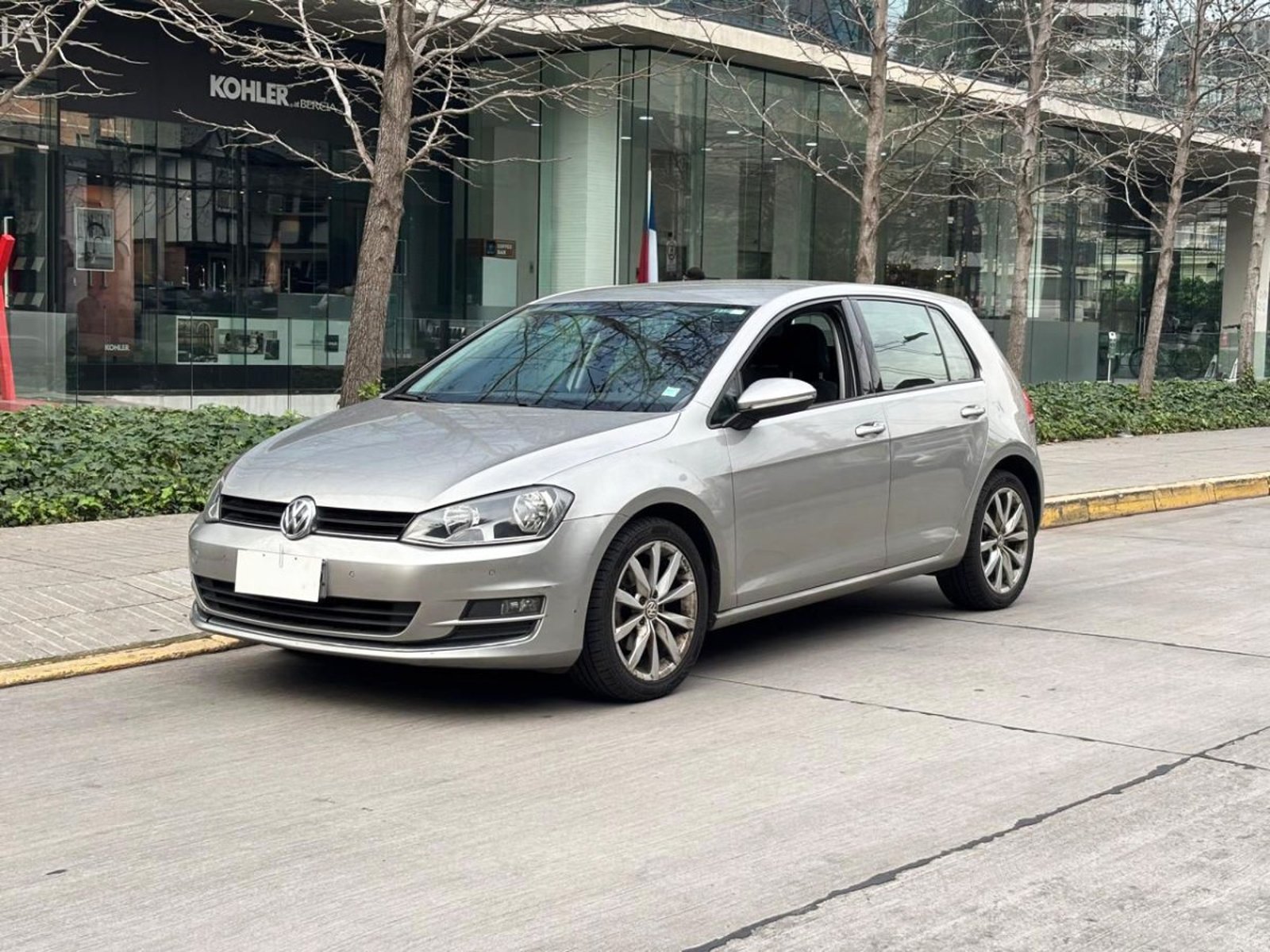 Volkswagen GOLF 1.4 DSG 2016 - Foto 2 de 10
