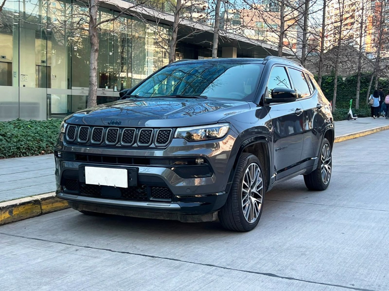 Jeep COMPASS ALTITUDE 4XE 2024 - Foto 3 de 10