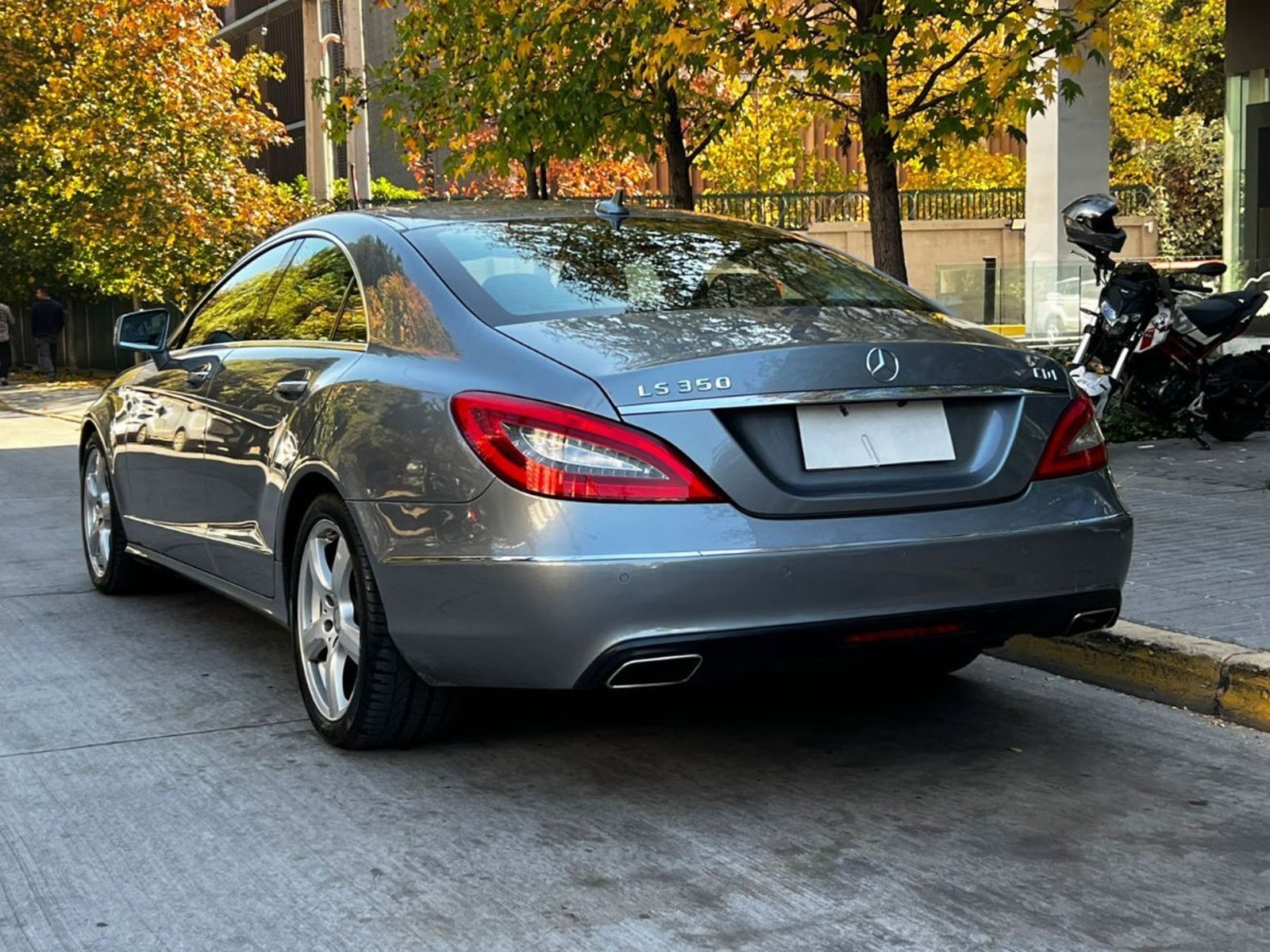 Mercedes-Benz CLS 350 3.0 DIESEL 2014 - Imagen 4 de 10