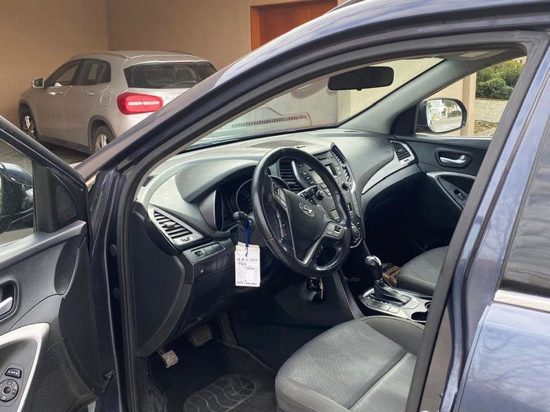 Hyundai SANTA FE GLS 2.2 AT 4x2 2015 - Imagen 6 de 7