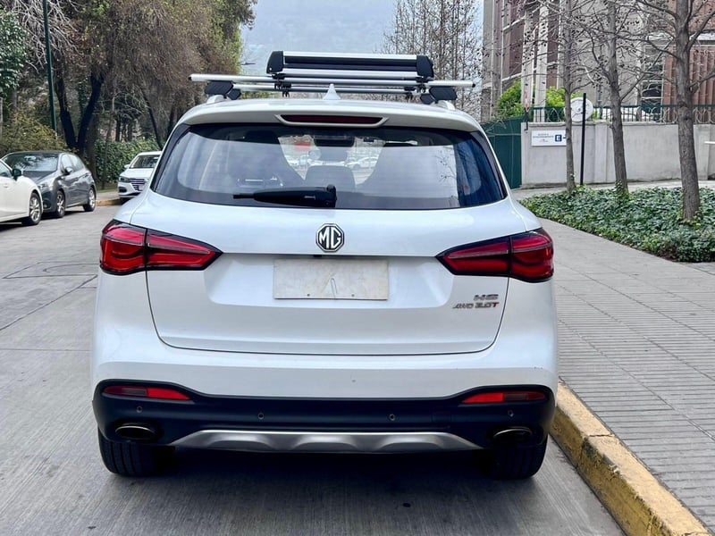 MG HS TROPHY 2.0 TURBO DCT 4X4 2023 - Imagen 5 de 10