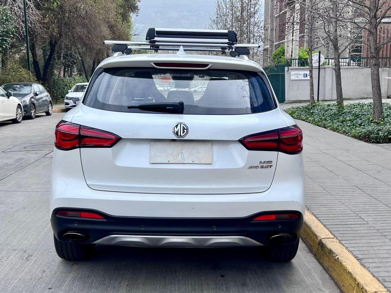 MG HS TROPHY 2.0 TURBO DCT 4X4 2023 - Foto 5 de 10