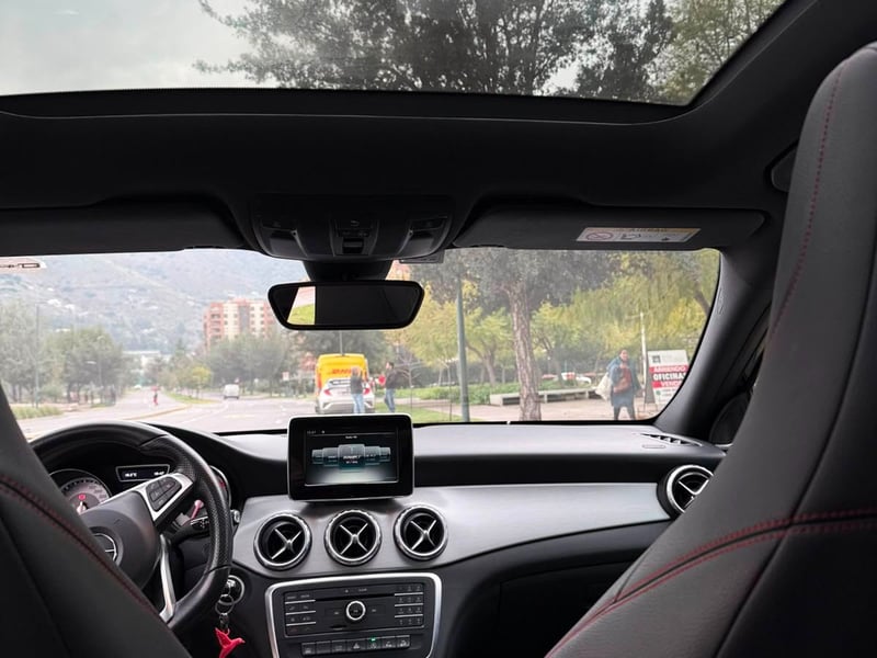 Mercedes-Benz GLA 250 4MATIC 2.0 2017 - Imagen 9 de 10