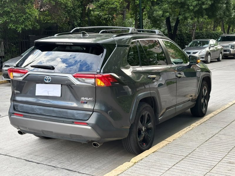 Toyota RAV 4 HYBRID 2.5 LIMITED 4X4 CVT 2022 - Imagen 4 de 10