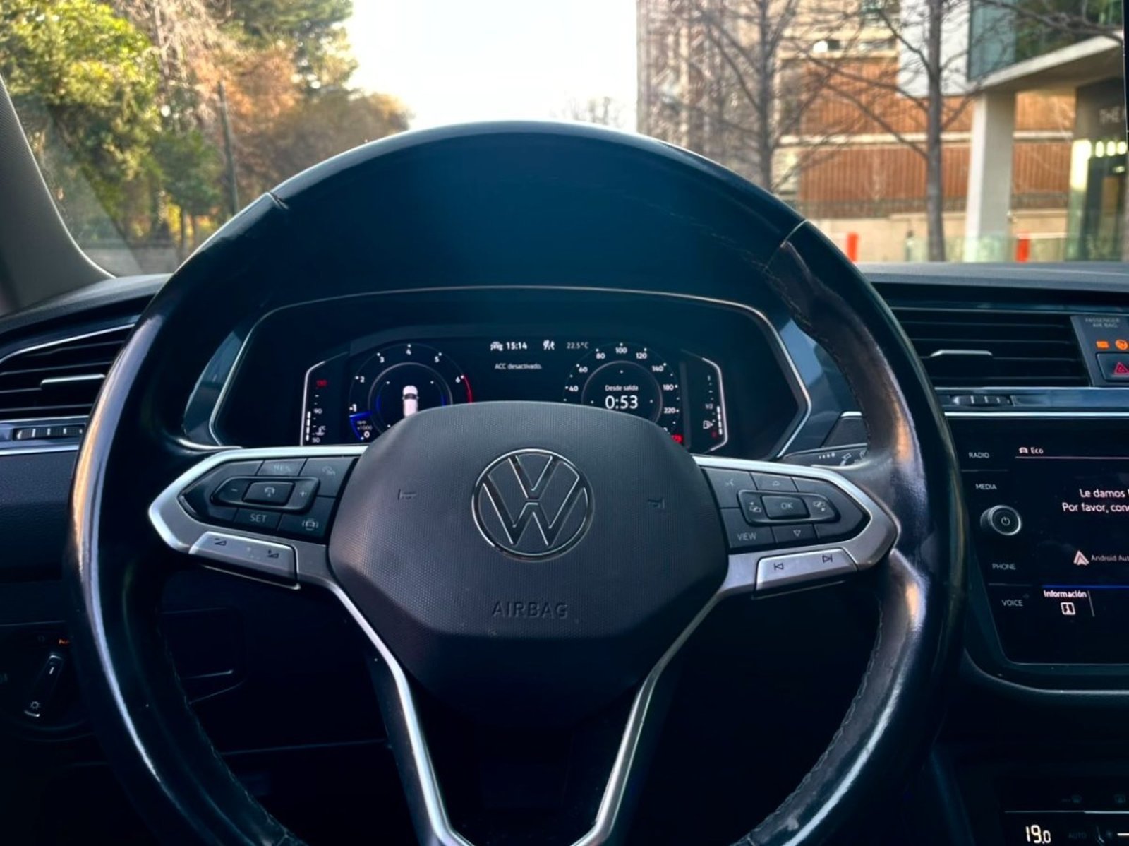 Volkswagen TIGUAN COMFORTLINE 1.4 TSI 2023 - Imagen 9 de 10