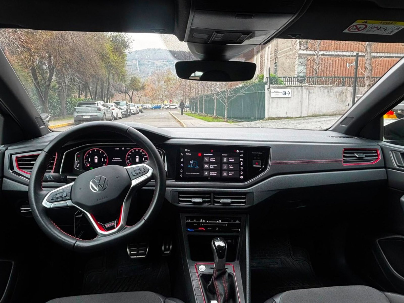 Volkswagen POLO GTS TSI 1.4 AT 2025 - Imagen 9 de 10