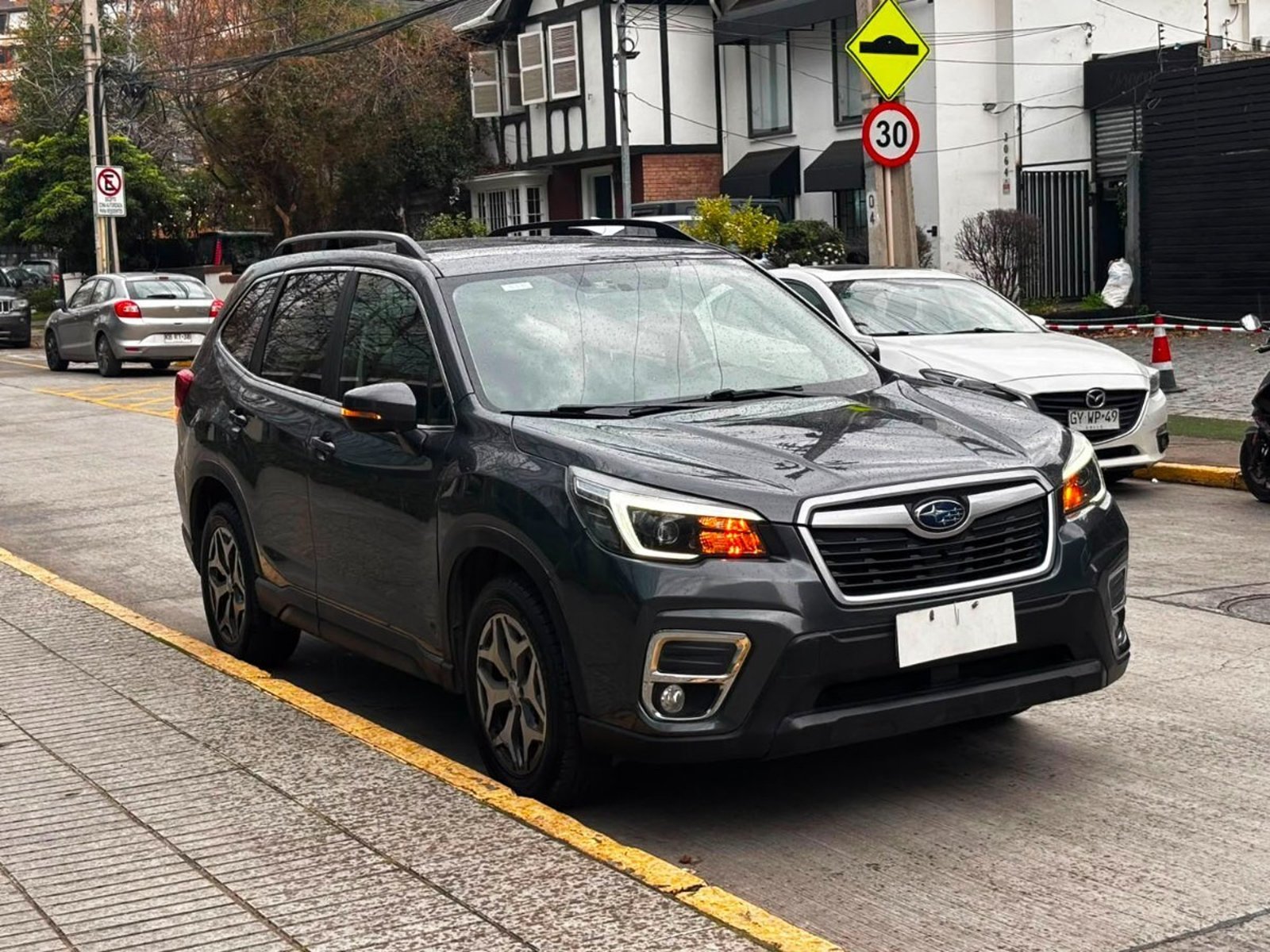 Subaru FORESTER CVT 4X4 2.0 AT 2021 - Foto 3 de 10